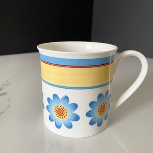 Twist-Dora Mug by Villeroy & Boch